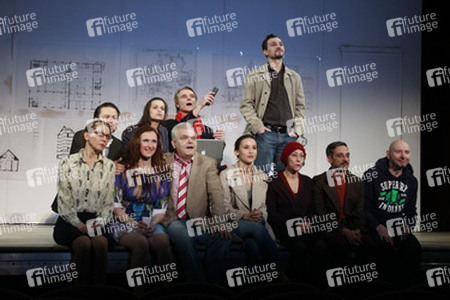 Kerstin Schweers, Rasmus Borkowski, Deborah Kaufmann, Kerstin Suckow, Laszlo I. Kish, Markus Gertken, Peri Baumeister, Philipp Alfons Heitmann, Gitta Schweighöfer, Dimosthenis Papadopoulos, Ralph Morgenstern