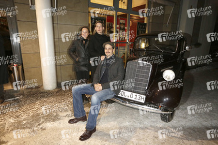 'Ein weites Herz - Schicksalsjahre einer deutschen Familie' Premiere, Berlin