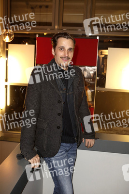 'Ein weites Herz - Schicksalsjahre einer deutschen Familie' Premiere, Berlin