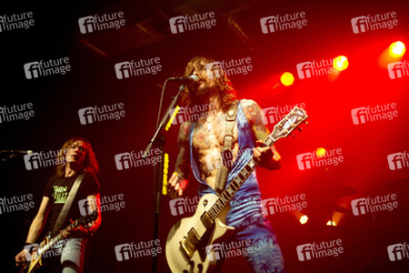 Dan Hawkins, Justin Hawkins (The Darkness)