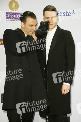Theo Hutchcraft, Adam Anderson (Hurts)
