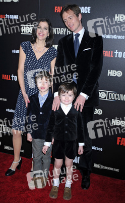 Alexandra Pelosi mit Ehemann Michiel Vos und Söhnen Paul und Thomas Vos