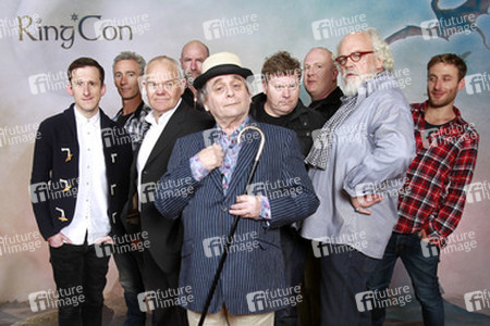 Adam Brown, Jed Brpphy, Mark Hadlow, Graham McTavish, Sylvester McCoy, Dean O'Gorman, Stephen Hunter, Peter Hambleton, John Callen, Dean O'Gorman