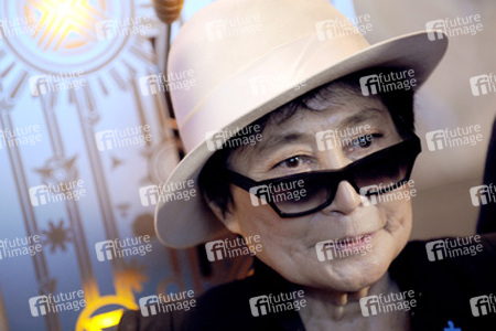 Yoko Ono Celebrates 'World Autism Awareness Day' At The Empire State Building