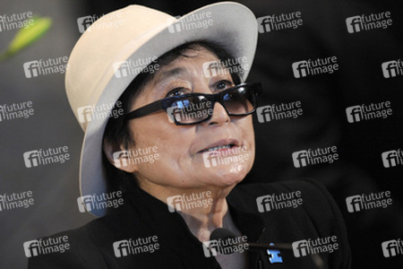 Yoko Ono Celebrates 'World Autism Awareness Day' At The Empire State Building