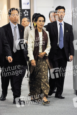 Ankunft von Aung San Suu Kyi in Japan