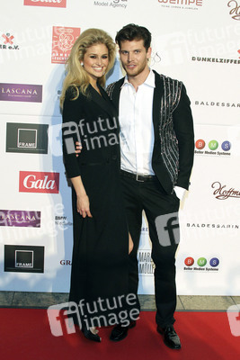 'Lights and Stars' Charity Dinner Show, Hamburg