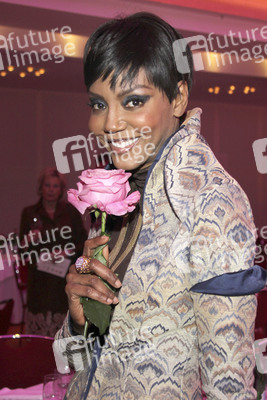 'Lights and Stars' Charity Dinner Show, Hamburg