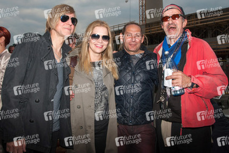 Ritchie Barton, Anna Loos, Uwe Hassbecker (Silly), Rolf Zacher
