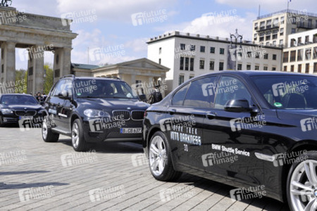 BMW Limousinen für die Gäste der 'Star Trek Into Darkness' Premiere