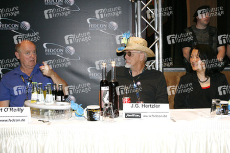 Robert O'Reilly, J.G. Hertzler, Patti Yasutake