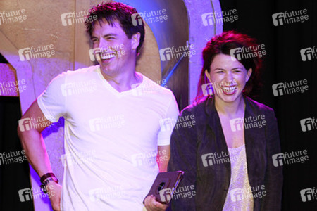 John Barrowman, Eve Myles