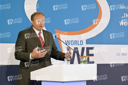 'In welcher Welt wollt Ihr leben?' Dialogforum, Berlin