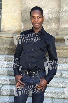 Ladies Day und Oleander-Rennen in Hoppegarten Photocall, Berlin