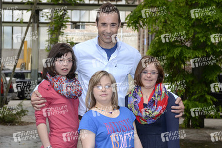 Kai Plaume mit Verena Glatter, Ronja Nobbe und Anna Ring