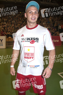 Kiss Cup 2013, Berlin