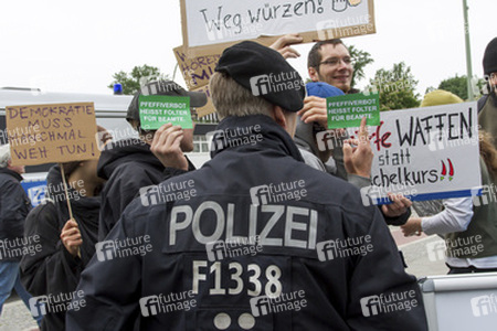 Polizei-Demonstration gegen das Pfefferspray-Verbot, Berlin