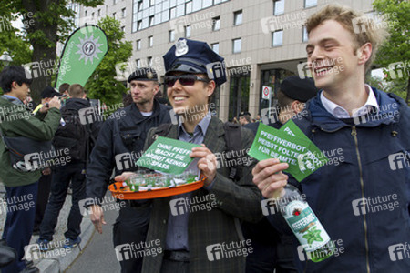 Polizei-Demonstration gegen das Pfefferspray-Verbot, Berlin