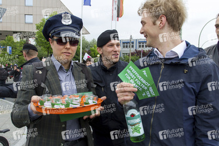 Polizei-Demonstration gegen das Pfefferspray-Verbot, Berlin