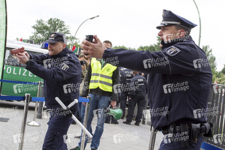 Polizei-Demonstration gegen das Pfefferspray-Verbot, Berlin