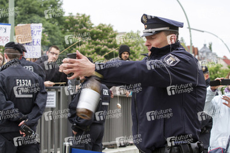 Polizei-Demonstration gegen das Pfefferspray-Verbot, Berlin
