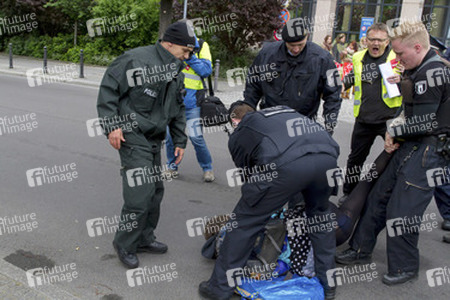 Polizei-Demonstration gegen das Pfefferspray-Verbot, Berlin