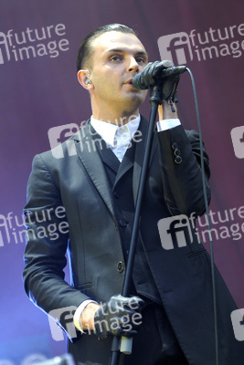 Theo Hutchcraft (Hurts)