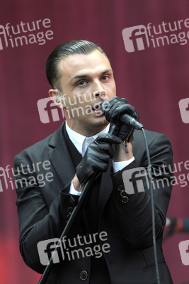 Theo Hutchcraft (Hurts)
