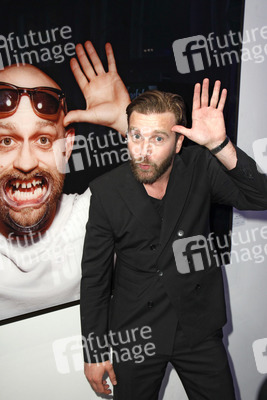 'Bitte recht freundlich' Vernissage, Berlin