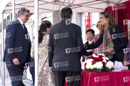 Elena von Spanien mit ihrem persönlichen Sekretär Carlos Garcia Revenga