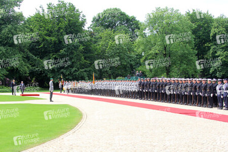 Ministerpräsident Gauck empfängt das niederländische Königspaar, Berlin