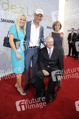 Axel Schulz mit Ehefrau Patricia, Wolfgang Schäuble mit Ehefrau Ingeborg
