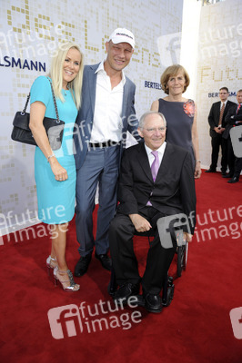 Axel Schulz mit Ehefrau Patricia, Wolfgang Schäuble mit Ehefrau Ingeborg