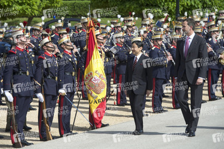 Prinz Felipe empfängt Prinz Naruhito, Madrid