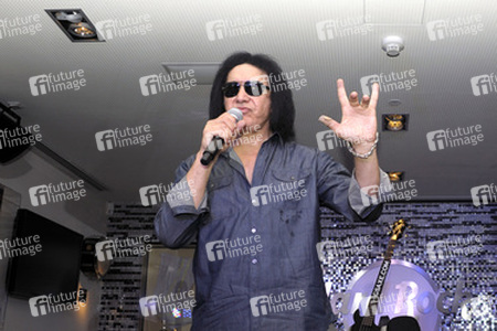 Gene Simmons im Hard Rock Cafe, Berlin