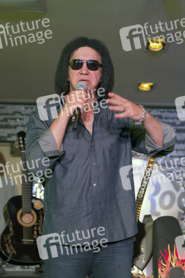 Gene Simmons im Hard Rock Cafe, Berlin