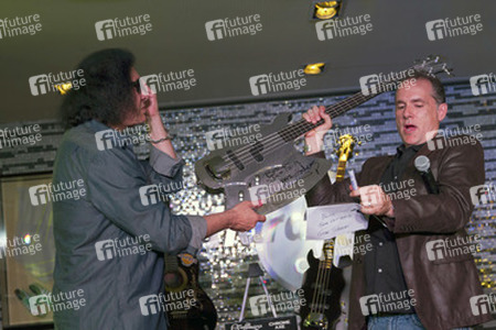 Gene Simmons im Hard Rock Cafe, Berlin