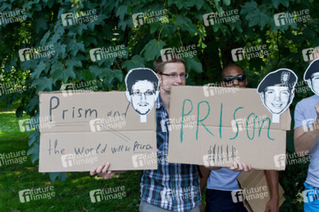 Anti Obama Demonstration, Berlin