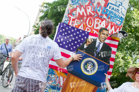 Anti Obama Demonstration, Berlin