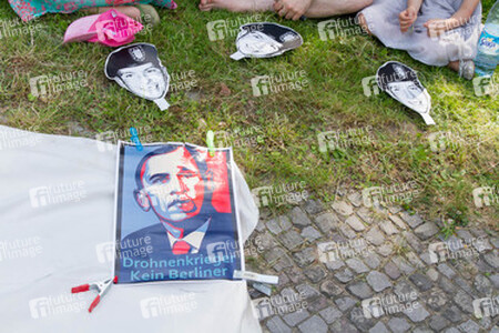 Anti Obama Demonstration, Berlin