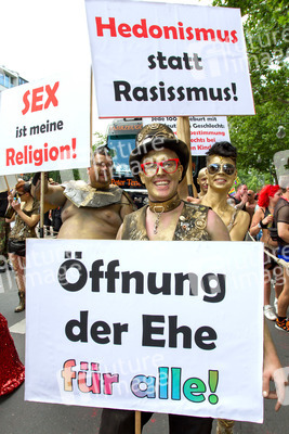 35. Christopher Street Day, Berlin