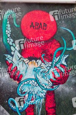 Raeumung Tacheles Hof, Berlin