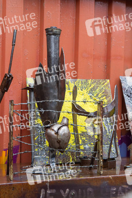 Raeumung Tacheles Hof, Berlin