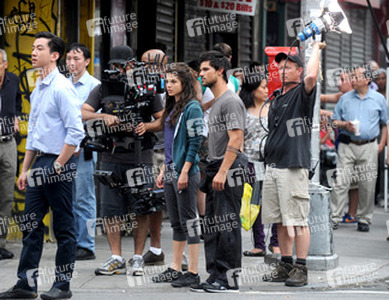 Marie Avgeropoulos, Taylor Lautner