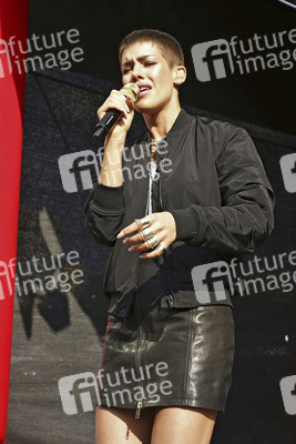 Frida Gold Autogrammstunde, Berlin