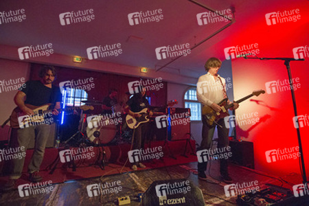 Keith Wood, John Moloney, Samara Lubelski, Thurston Moore (Chelsea Light Moving)