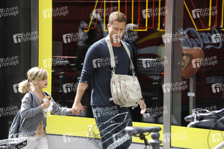 Til Schweiger, Emma Tiger Schweiger