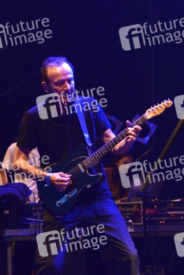 Hugh Cornwell live auf dem Fährmannsfest, Hannover
