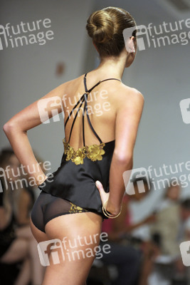 Rococo Dessous 24 Karat Gold Lingerie Fashion Show, New York