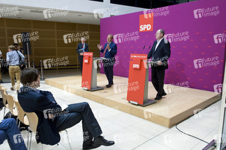 Pressestatement von Peer Steinbrueck und dem ver.di-Vorsitzenden Frank Bsirske, Berlin